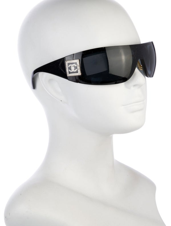 Chanel Interlocking CC Logo Shield Sunglasses