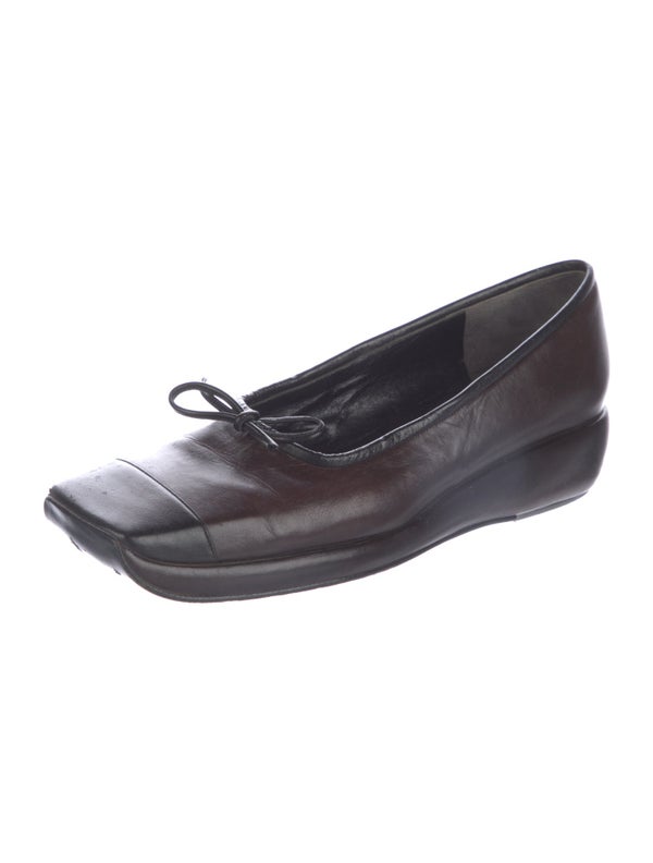 Chanel Vintage Leather Ballet Flats