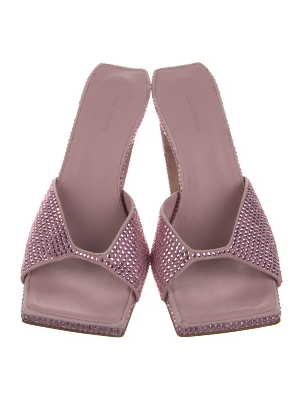 GIA/RHW Suede Crystal Embellishments Slides