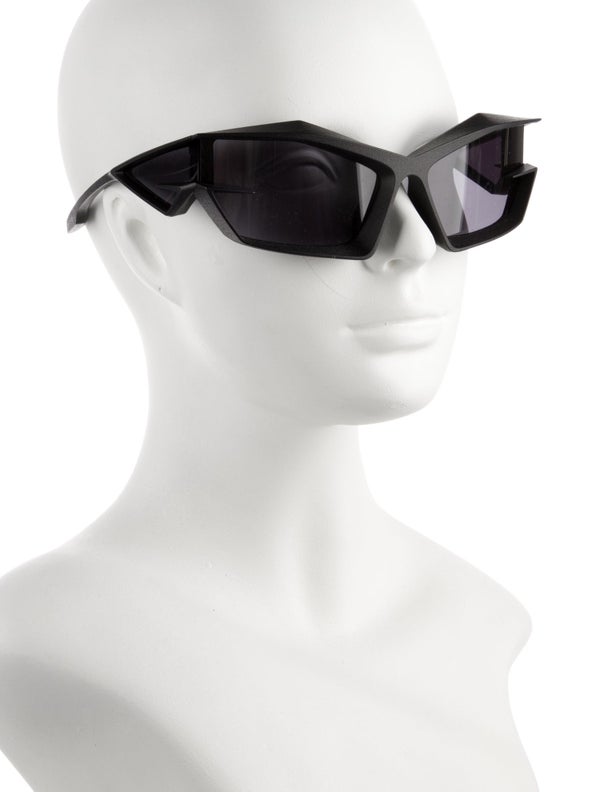 Givenchy Oversize Tinted Sunglasses