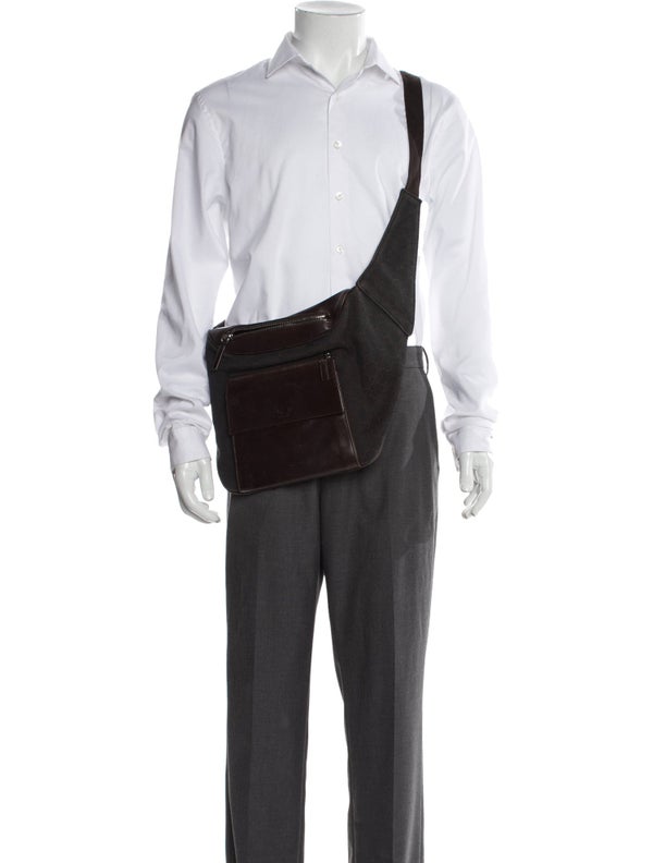 Gucci GG Canvas Clutch