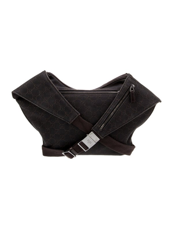 Gucci GG Canvas Clutch