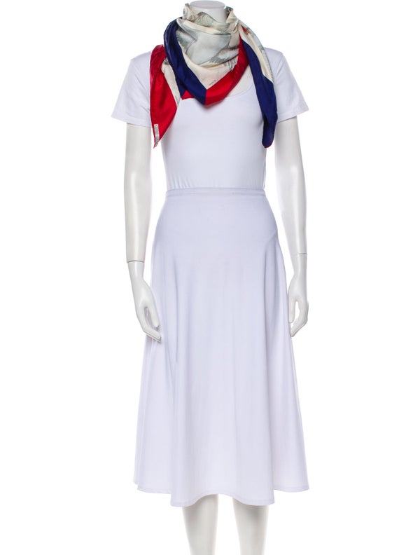 Hermès Sauvagine En Vol Silk Scarf