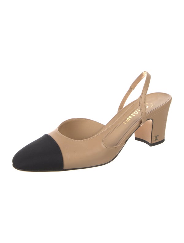 Chanel Interlocking CC Logo Leather Slingback Pumps