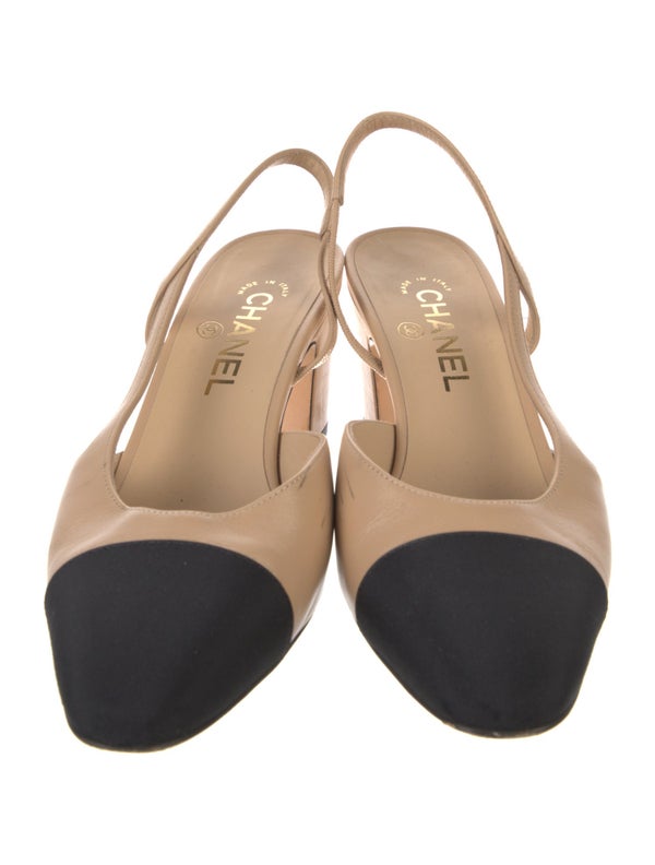Chanel Interlocking CC Logo Leather Slingback Pumps