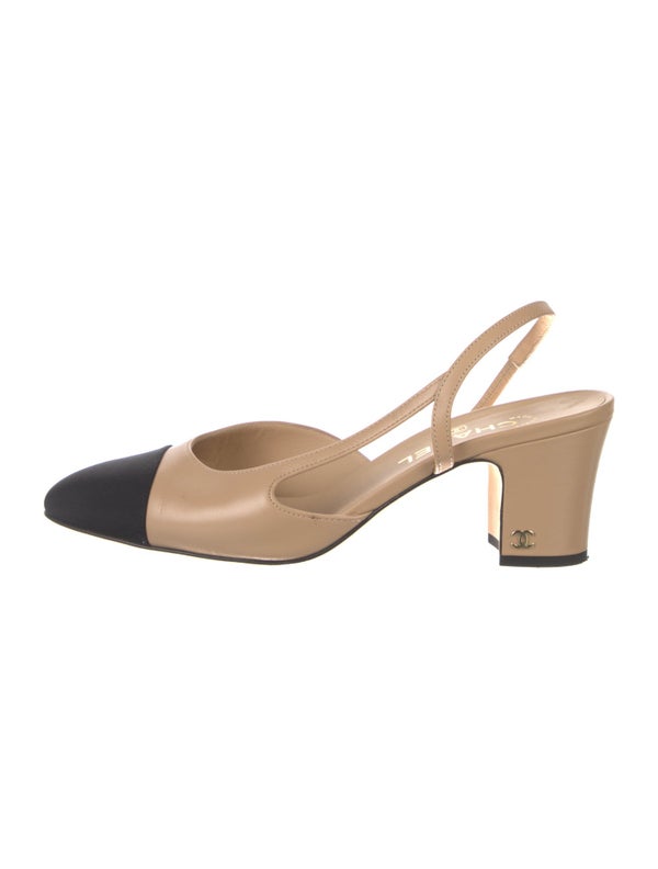 Chanel Interlocking CC Logo Leather Slingback Pumps