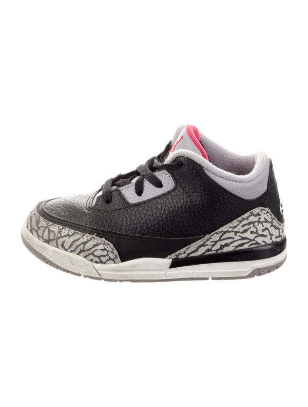 Jordan 3 Sneakers