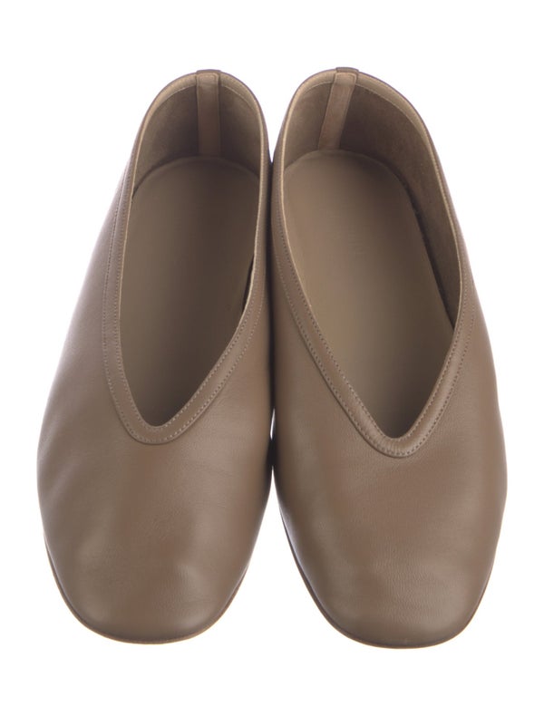 Le Monde Beryl Leather Ballet Flats