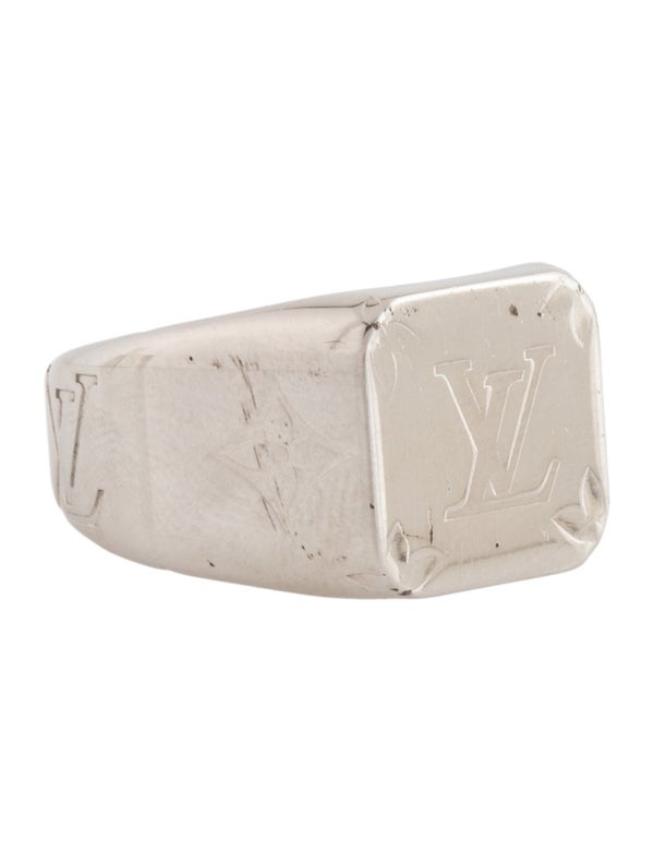 Louis Vuitton Monogram Signet Ring