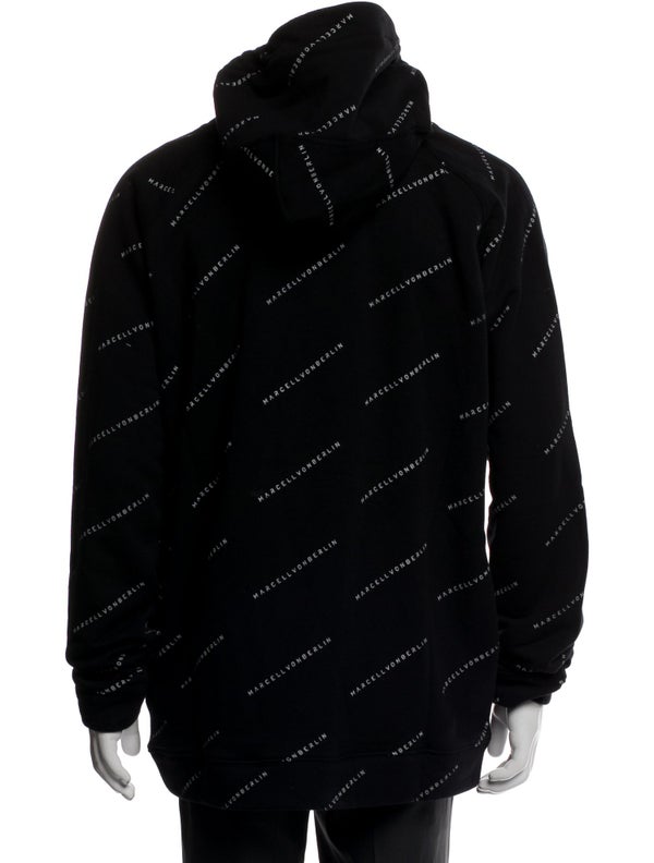 Marcell Von Berlin Printed V-Neck Hoodie