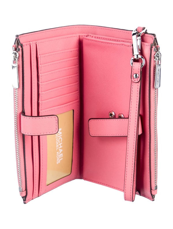 Michael Michael Kors Wristlet