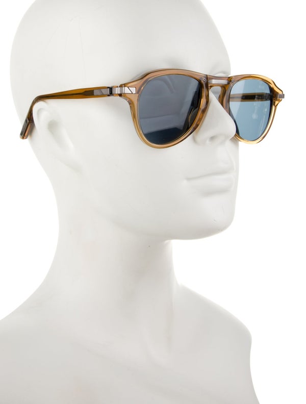 Movitra Wayfarer Tinted Sunglasses