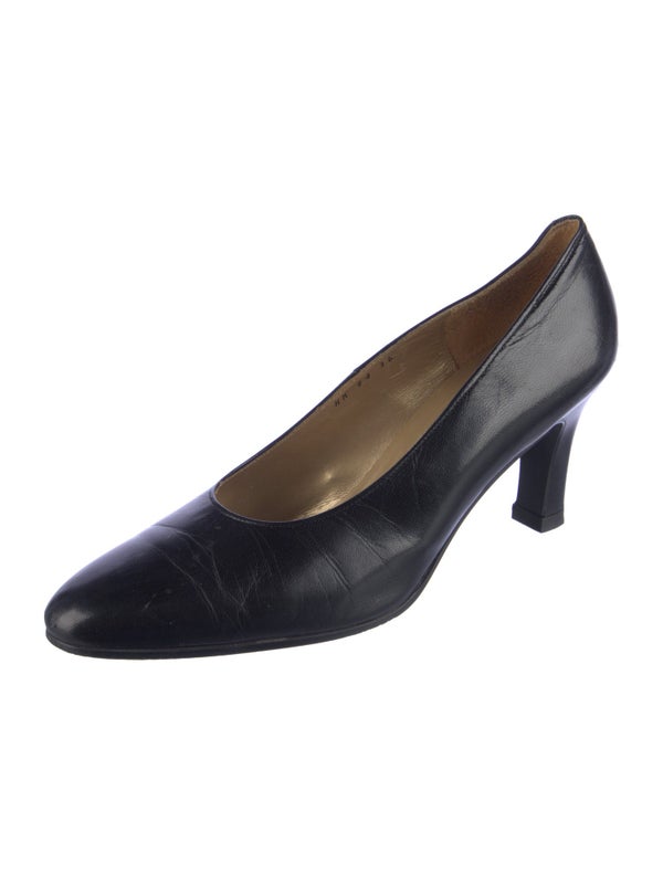 Yves Saint Laurent Vintage Leather Pumps