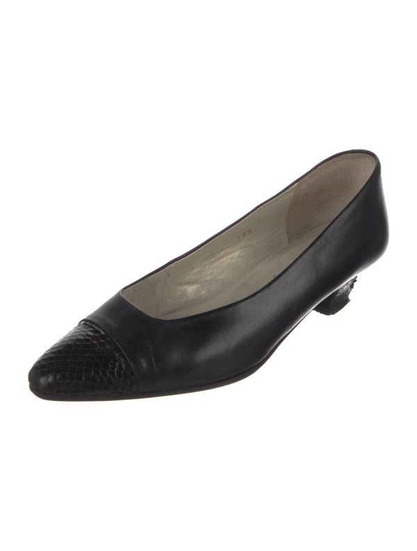 Yves Saint Laurent Vintage Leather Pumps