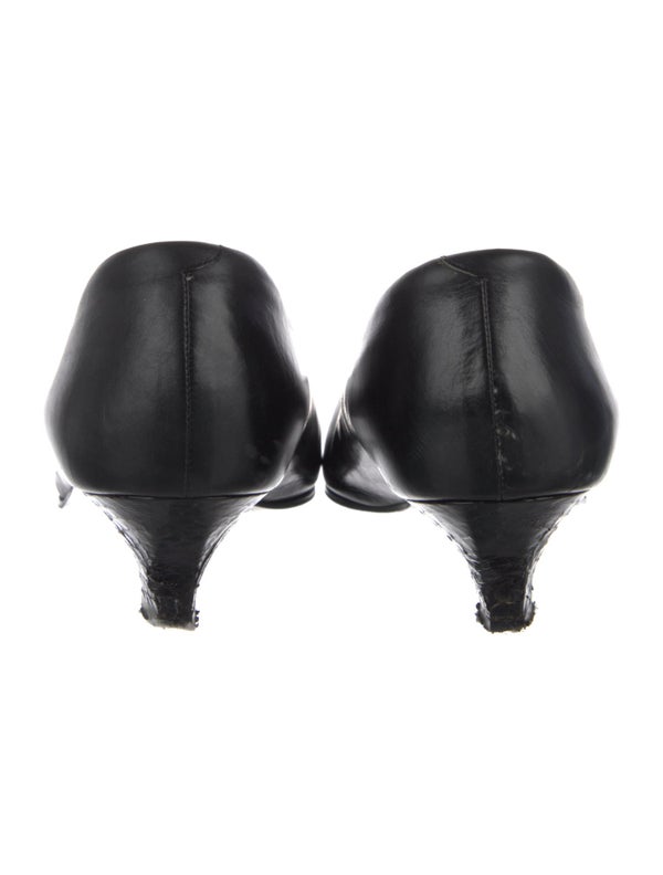 Yves Saint Laurent Vintage Leather Pumps