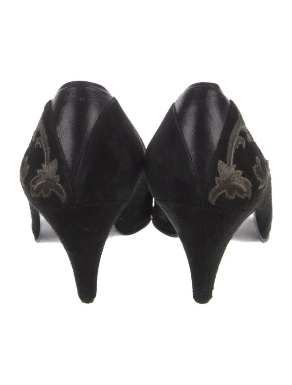 Yves Saint Laurent Vintage Suede Pumps