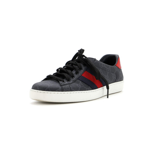 Gucci Ace Sneakers GG Coated Canvas - Very Good | Item # 323252/1 / black Gucci Ace Sneakers GG Coated Canvas - Very Good | Item # 323252/1 / black