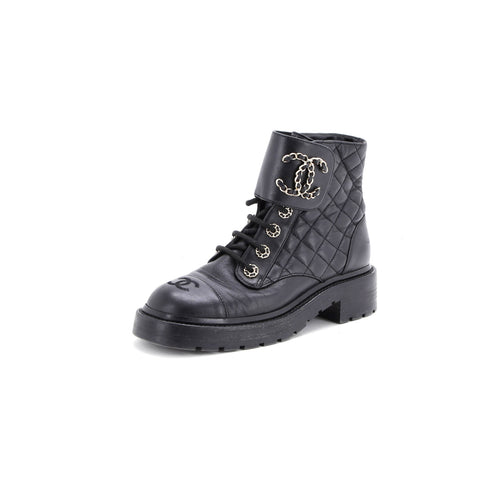 Chanel Women's Chain CC Cap Toe Lace Up Combat Boots Quilted Leather - Very Good | Item # 351898/1 / black