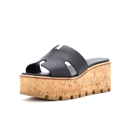 Hermes Women's Eze 30 Sandals Leather - Very Good | Item # 333403/1 / black Hermes Women's Eze 30 Sandals Leather - Very Good | Item # 333403/1 / black