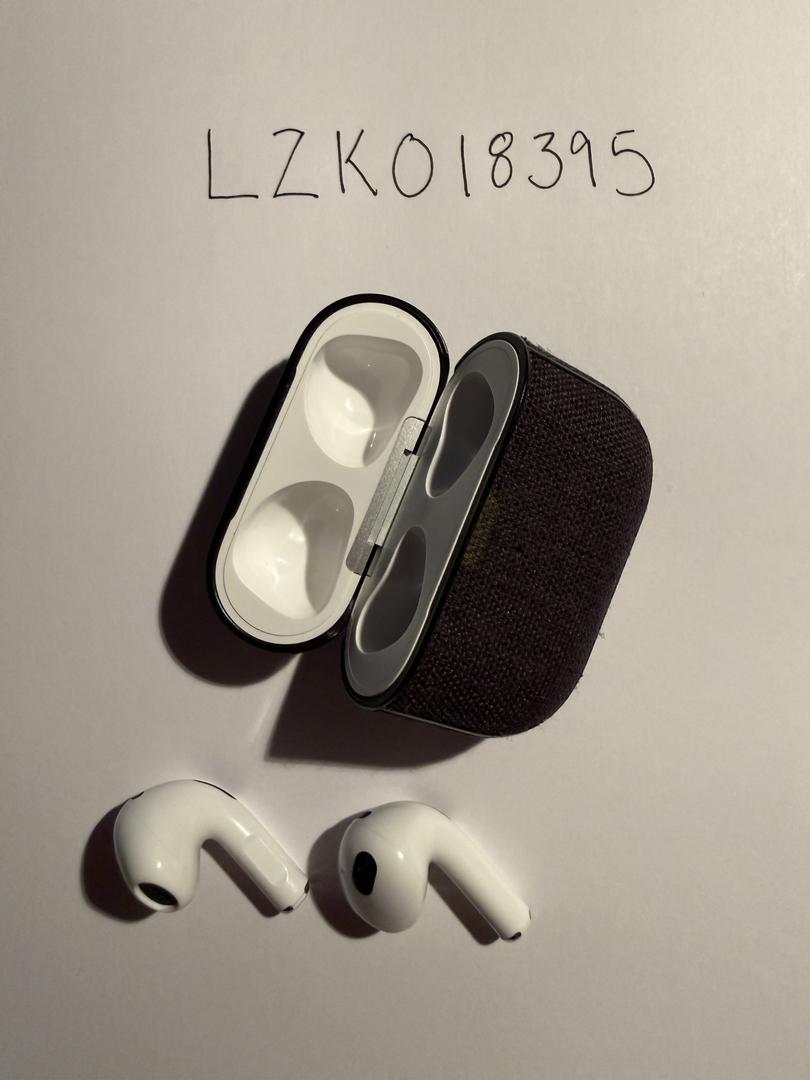 Apple AirPods 3rd Gen