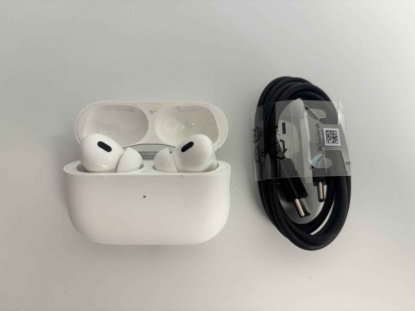 Apple AirPods Pro 2