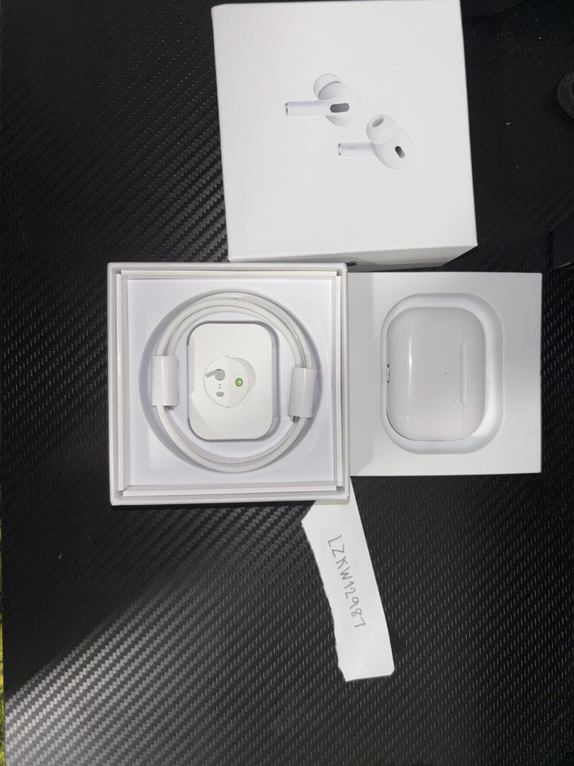 Apple AirPods Pro 2
