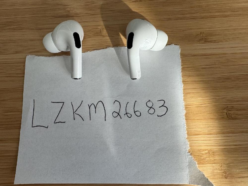 Apple AirPods Pro 2