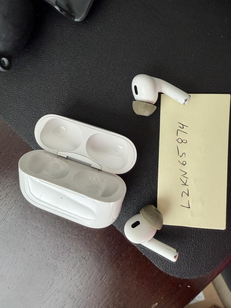 Apple AirPods Pro 2