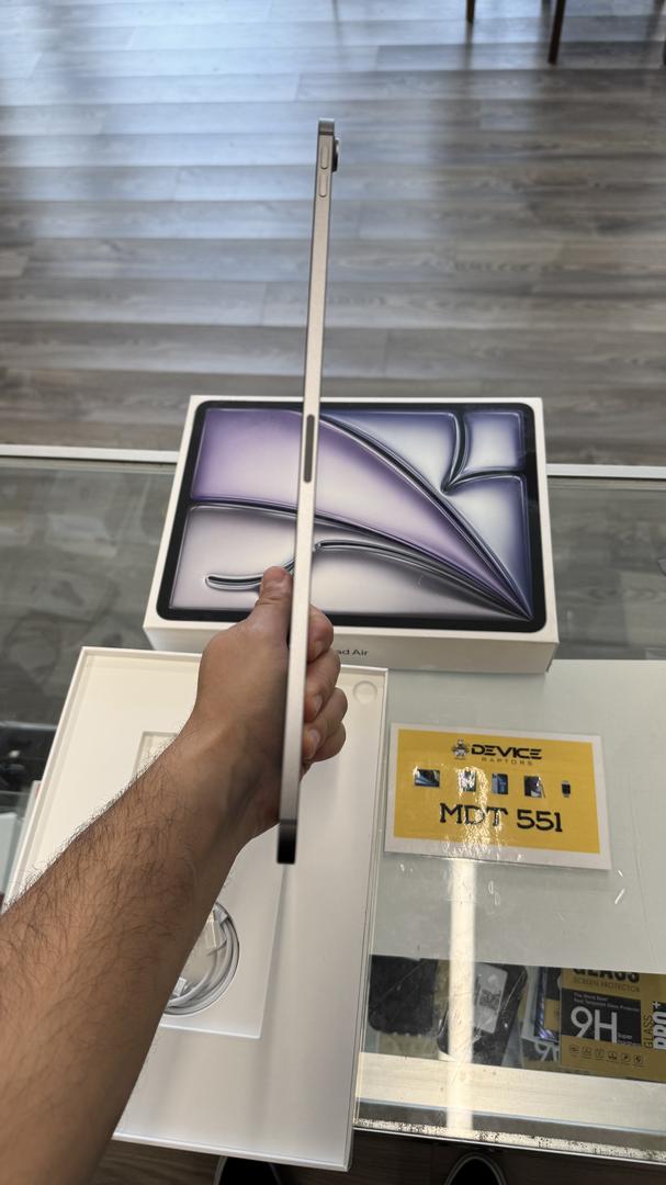 Apple IPad Air 13" (M3) 2025 Unlocked