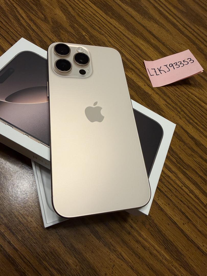 Apple iPhone 16 Pro Max Unlocked