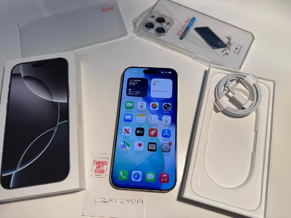 Apple iPhone 16 Pro Max Unlocked
