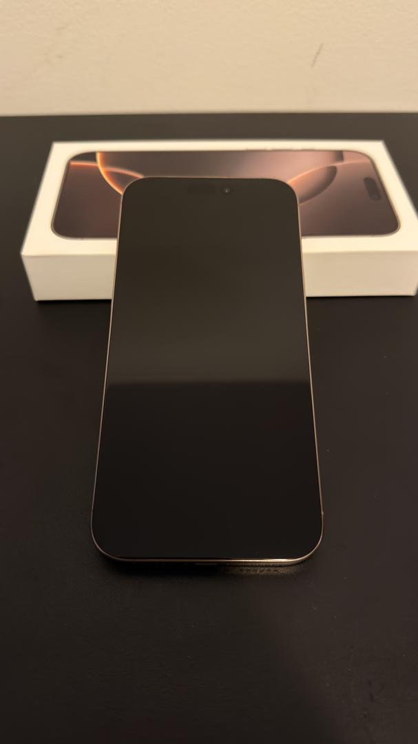 Apple iPhone 16 Pro Max Unlocked