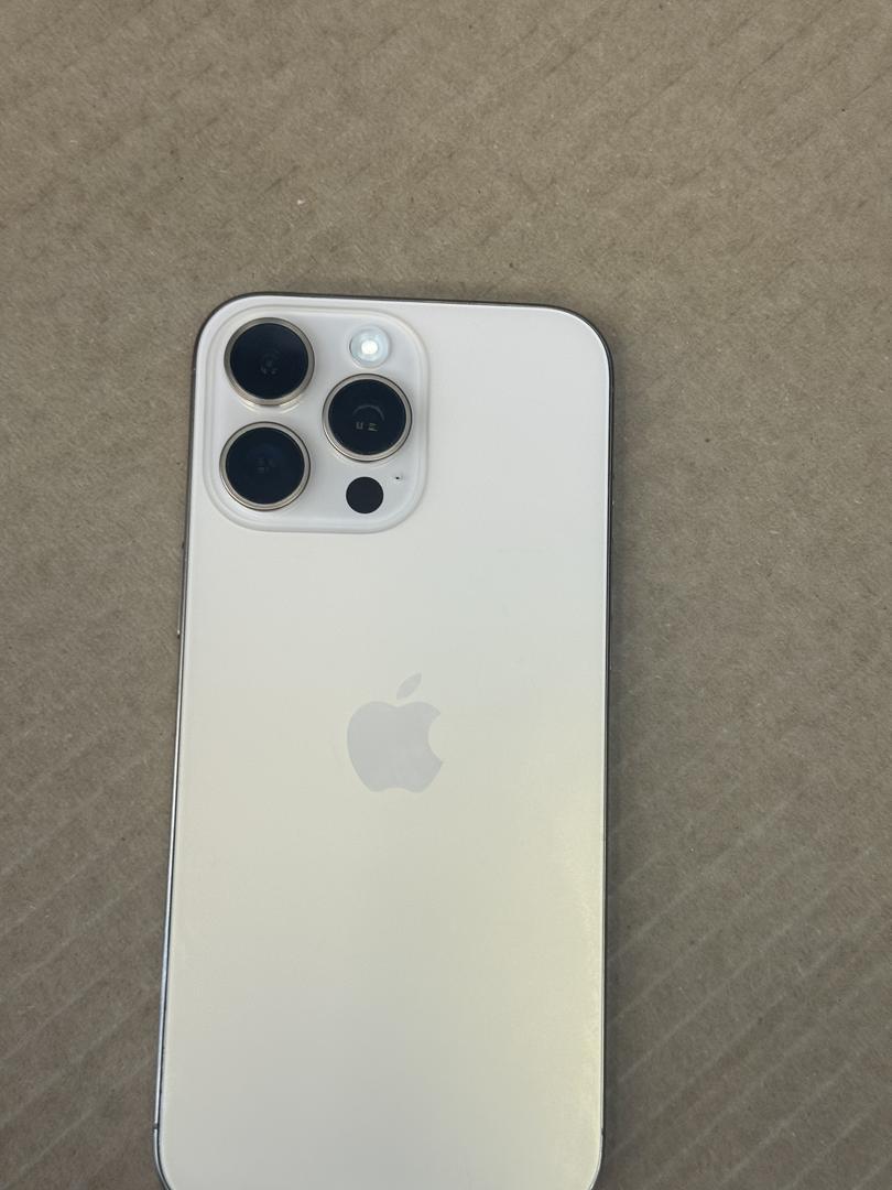 Apple iPhone 16 Pro Max Unlocked