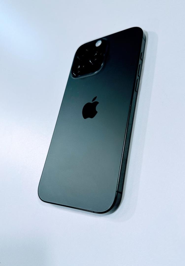 Apple IPhone 16 Pro Max Unlocked