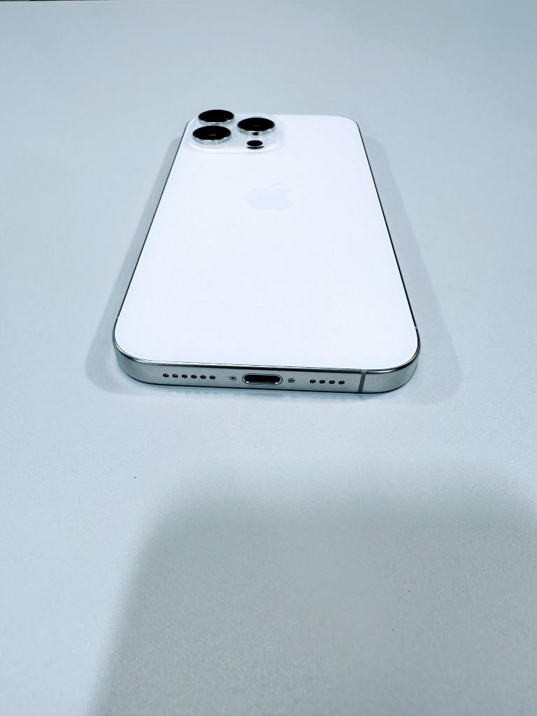 Apple IPhone 16 Pro Max Unlocked