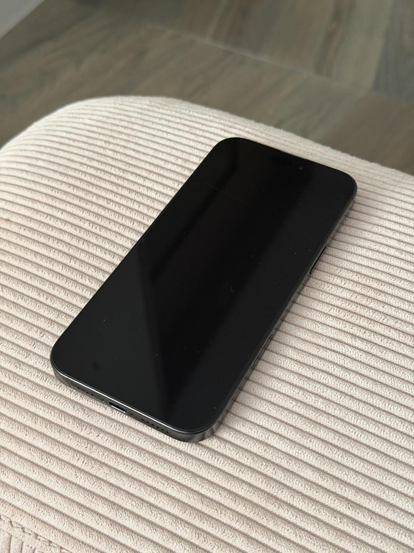 Apple iPhone 16 Pro Max Unlocked Non-US