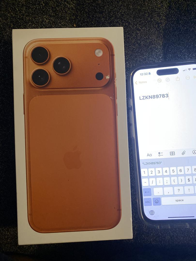 Apple iPhone 17 Pro Max AT&T