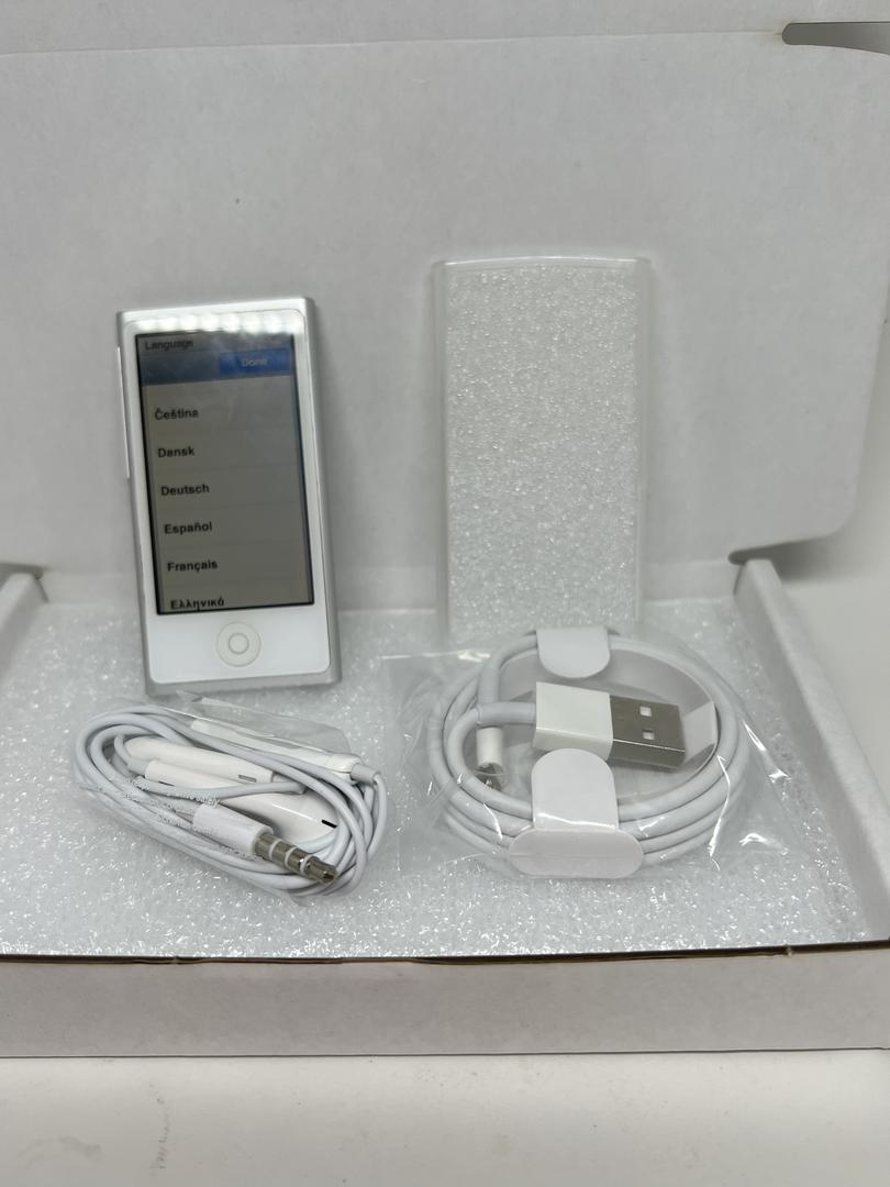 Apple iPod Nano 7th Gen 2012