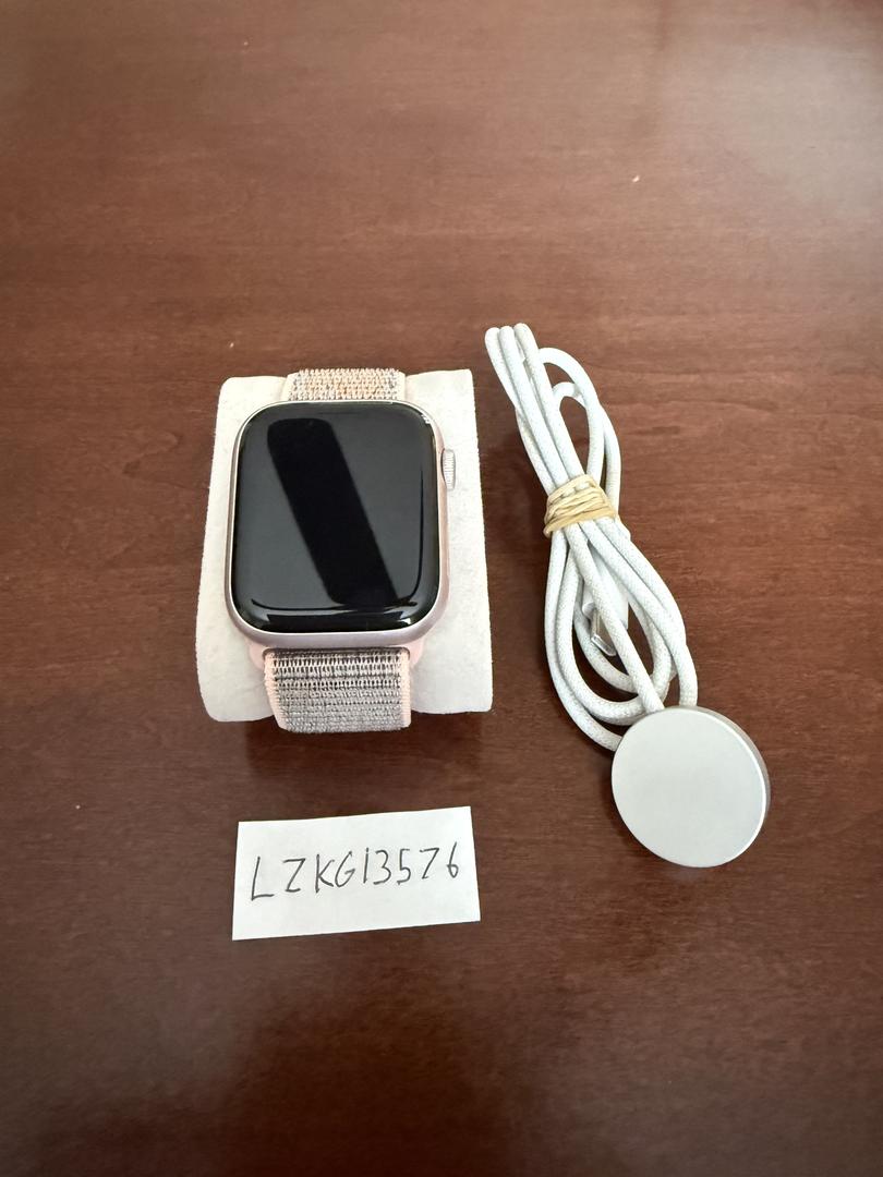 Apple Watch Series 9 45mm Unlocked