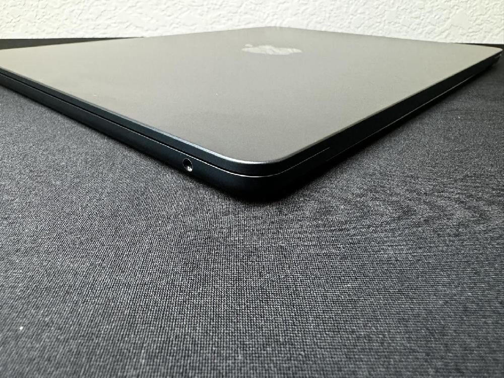 MacBook Air 2024 (M3) - 13"