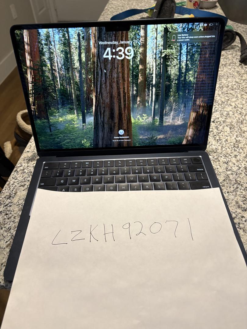 MacBook Air 2024 (M3) - 13"