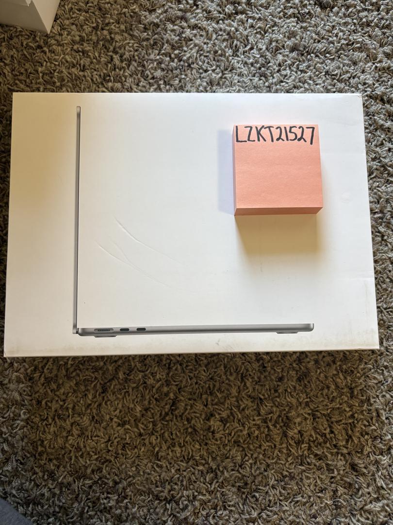 MacBook Air 2024 (M3) - 13"