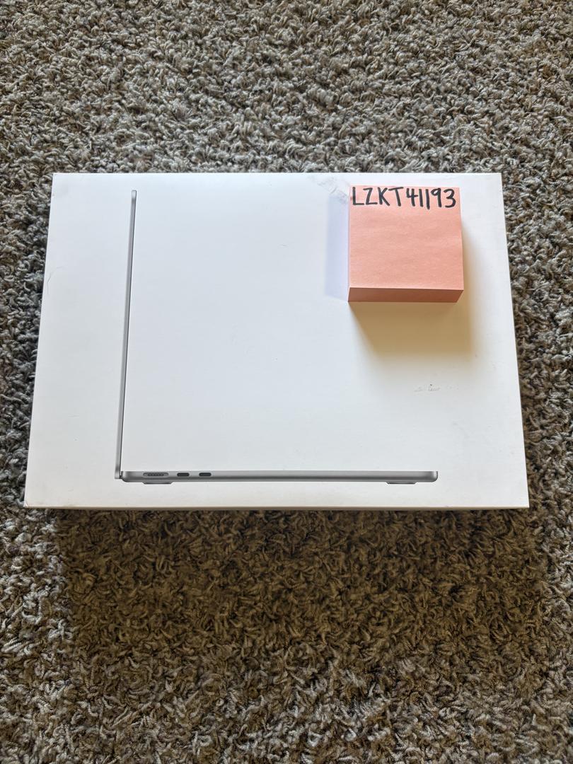 MacBook Air 2024 (M3) - 13"