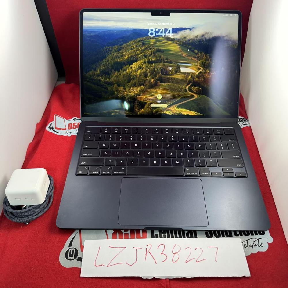 MacBook Air 2024 (M3) - 13"