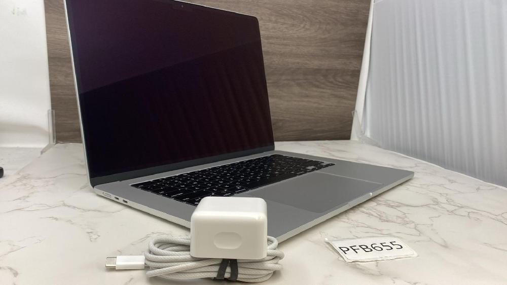 MacBook Air 2024 (M3) - 15"