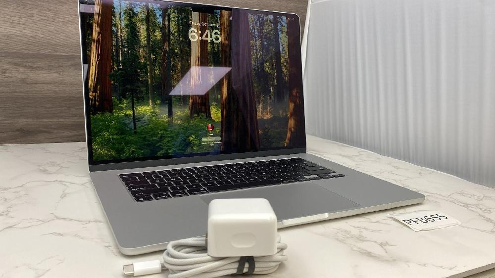 MacBook Air 2024 (M3) - 15"