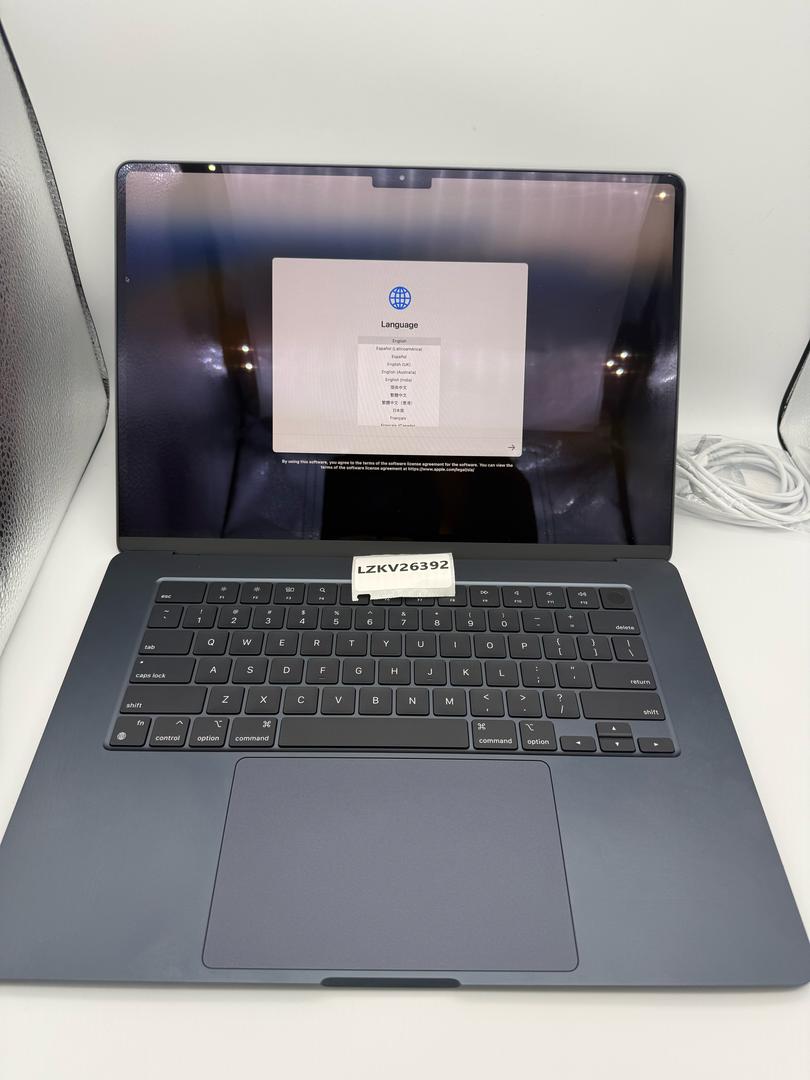 MacBook Air 2024 (M3) - 15"