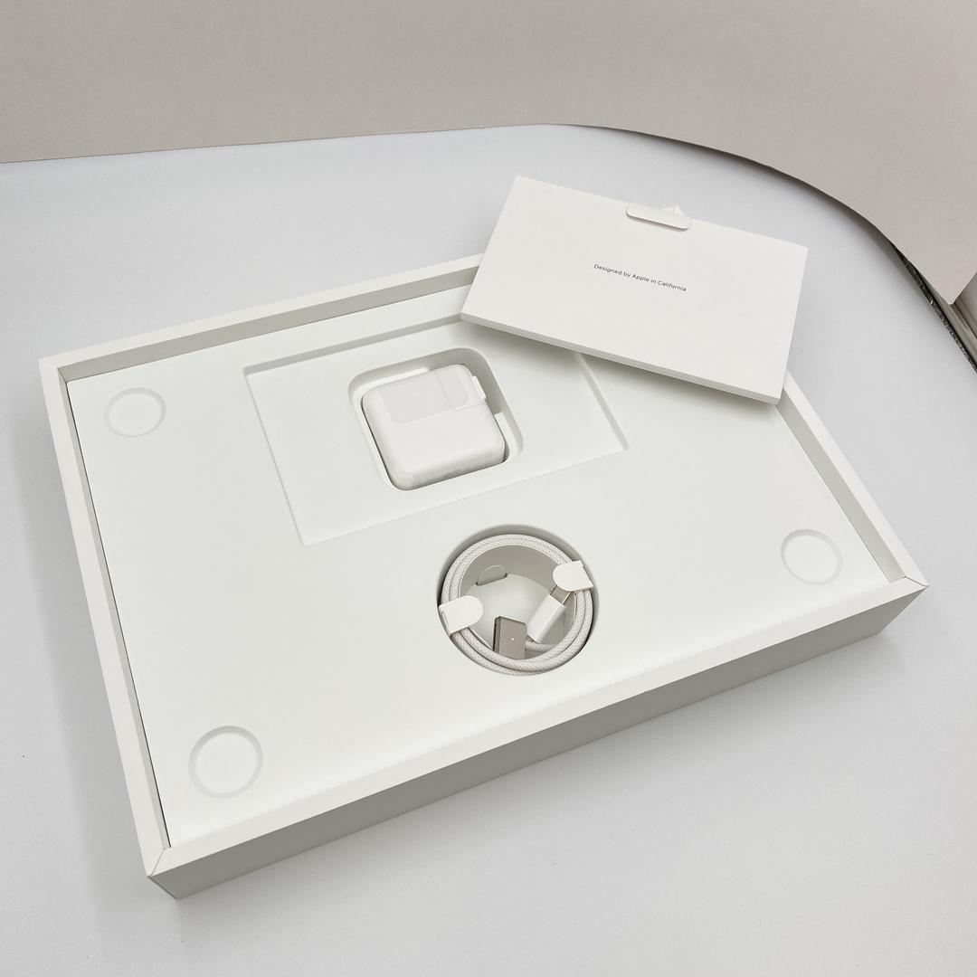 MacBook Air 2025 (M4) - 13"