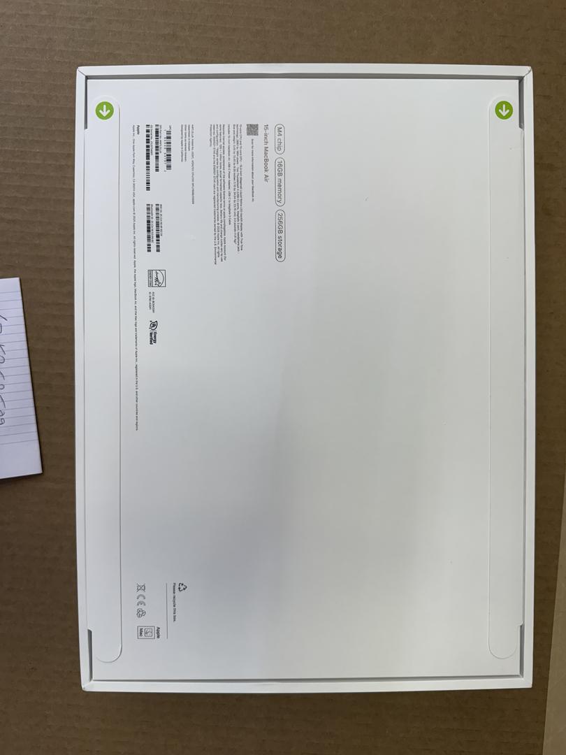 MacBook Air 2025 (M4) - 15"