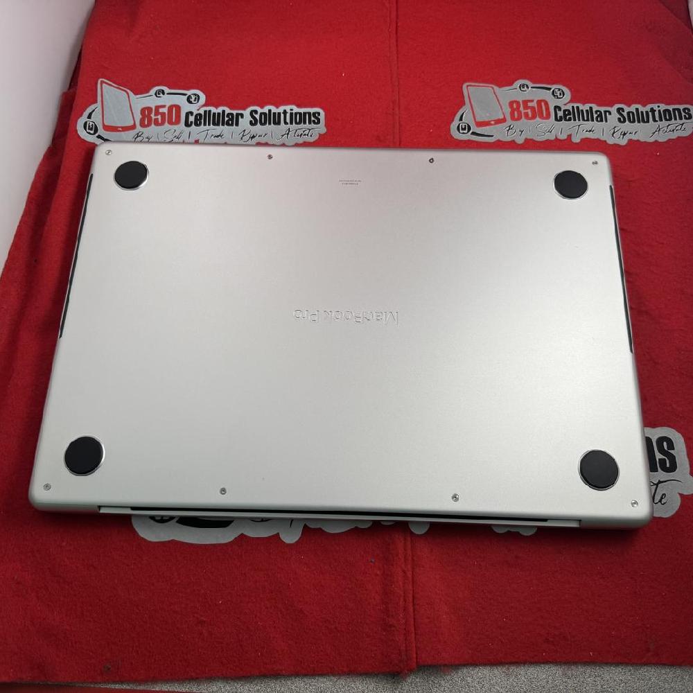 MacBook Pro 2024 - 14"